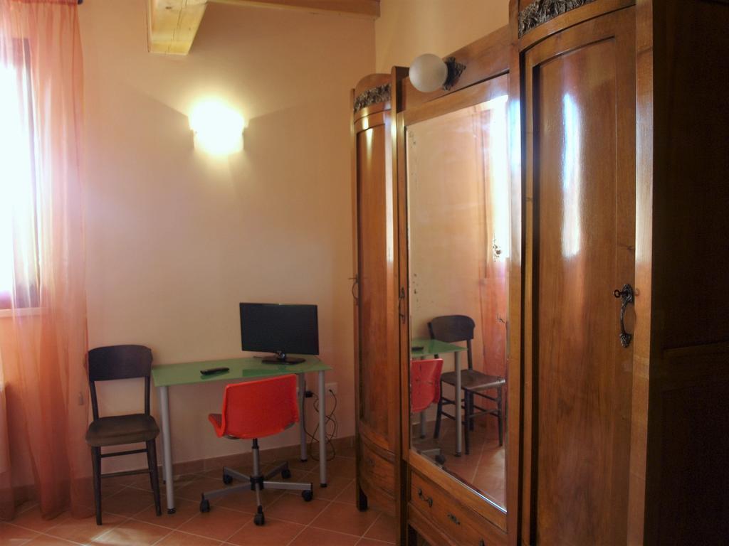 Hostel La Cascina Del Sole Rivarolo del Re ed Uniti Exterior foto