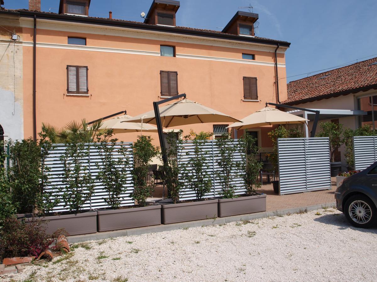 Hostel La Cascina Del Sole Rivarolo del Re ed Uniti Exterior foto