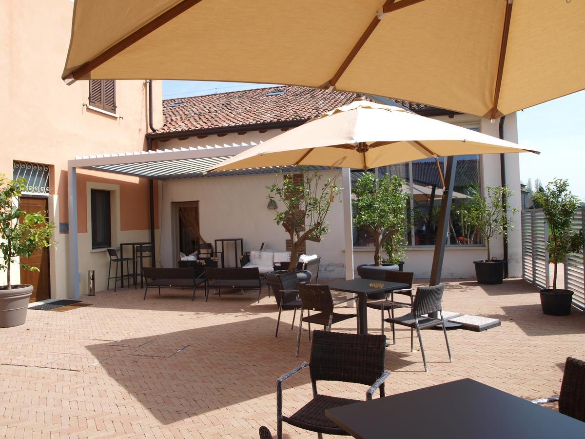 Hostel La Cascina Del Sole Rivarolo del Re ed Uniti Exterior foto