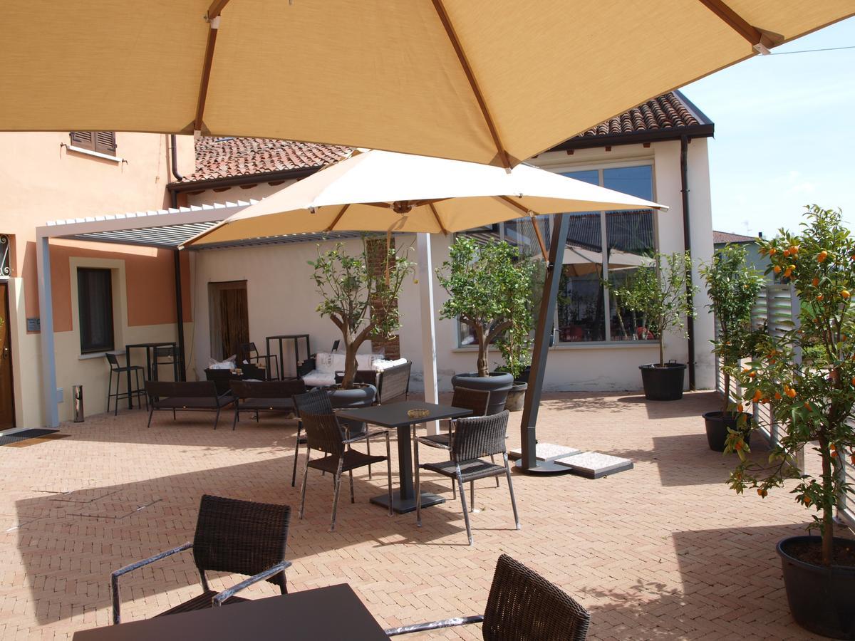 Hostel La Cascina Del Sole Rivarolo del Re ed Uniti Exterior foto
